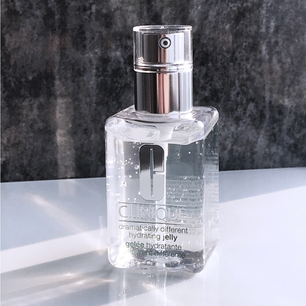 Clinique Dramatically Different Hydrating Jelly New without box
